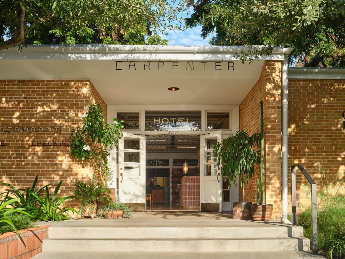 The Carpenter Hotel Austin Exterior photo